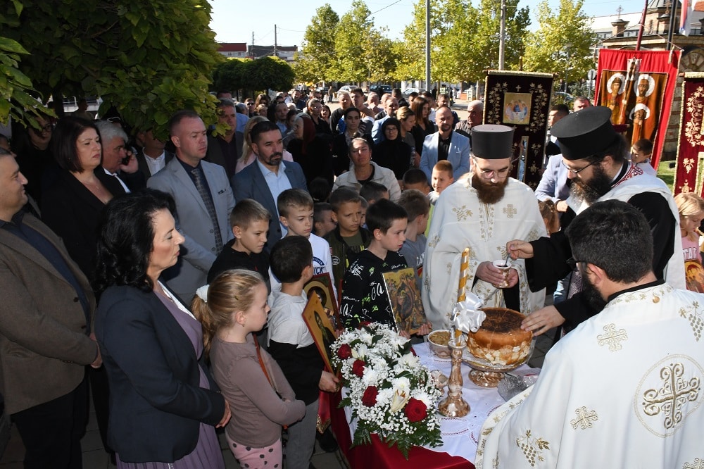 Graçanica feston Ditën e Komunës – Zonjës së Vogël