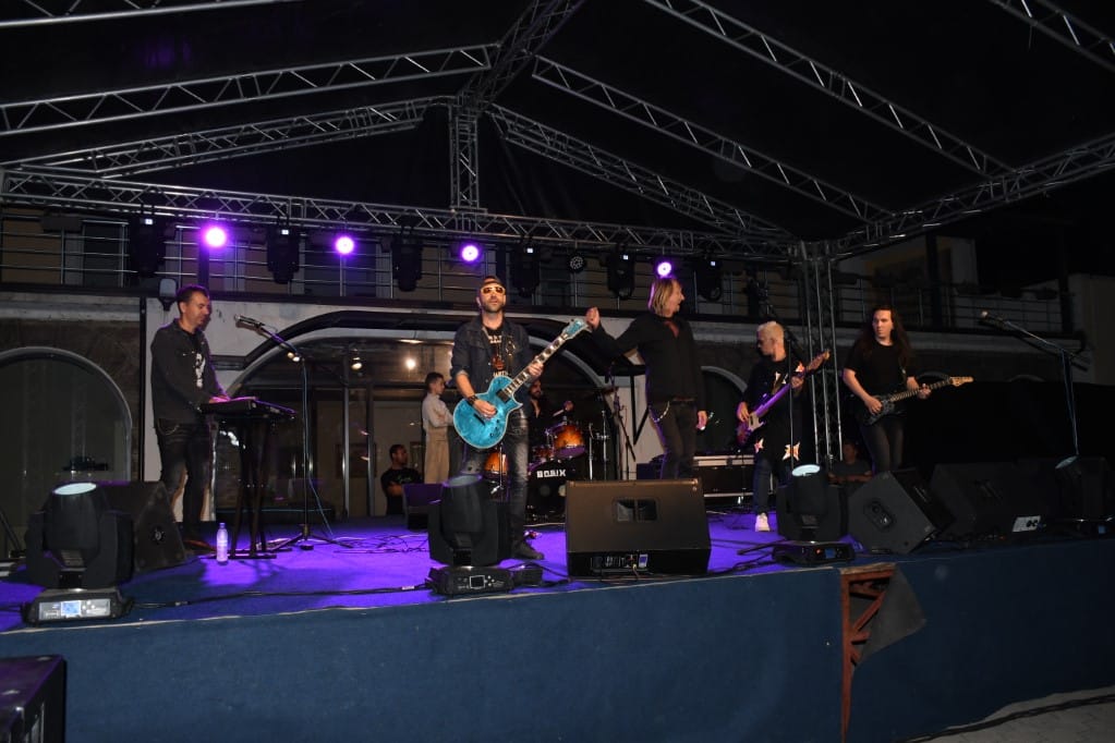 Koncerti i grupit „Оsvajaçi” në Graçanicë – mbrëmje roku si pjesë e festimeve të Vidovdanit