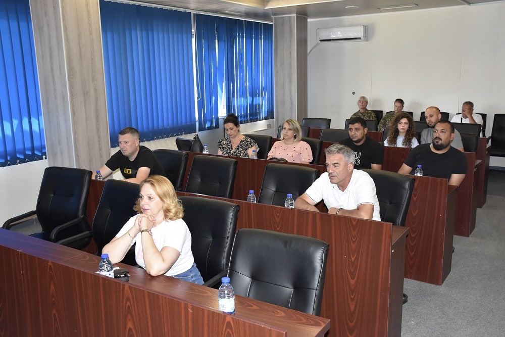 U mbajt Komiteti për Komunitete