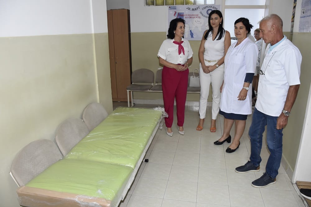 Shtëpia e shëndetit Graçanica mori një sterilizues dhe otoman