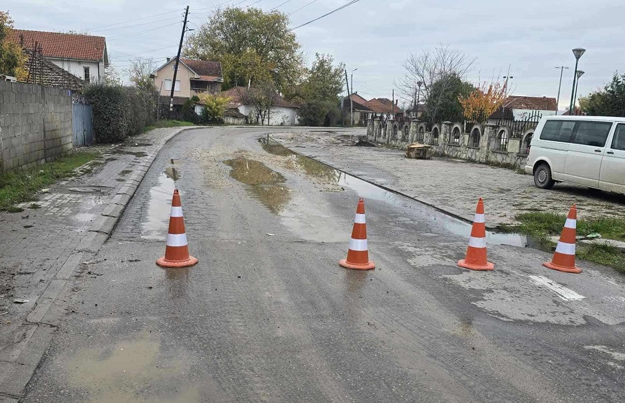 Fillon rindërtimi i rrugës “Karagjorgjeva” në Llapllasellë